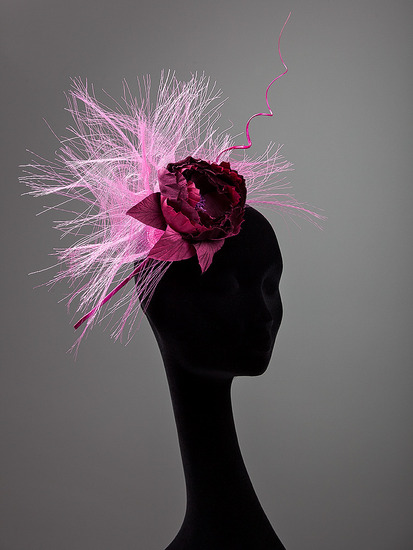 model: La Peonia Fuchsia (002)