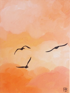 Kleurrijke schilderijen van van luchten met vogels zwevend op de wind.