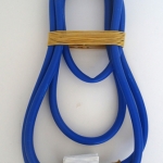 Blue object - Divers Blue object - Divers