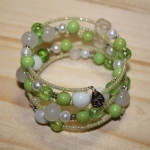 Armband spiraal groen wit Armband spiraal groen wit