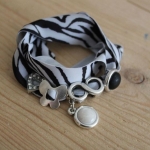 Armband wikkel zebra bedels Armband wikkel zebra bedels