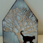 Huis met boom 3d en zwarte kat Huis met boom 3d en zwarte kat