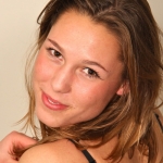 Nina. Nina.