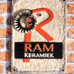 gevelsteen logo Ramkeramiek gevelsteen logo Ramkeramiek