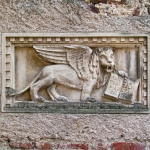 GEVELSTEEN GEVELSTEEN