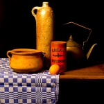 Compositie met stenen pot Compositie met stenen pot