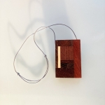 Houten ketting, rechthoekige vorm Houten ketting, rechthoekige vorm