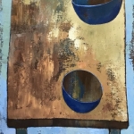 Tafel met blauwe kommen. Tafel met blauwe kommen.