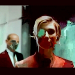 Dame met bodyguard Dame met bodyguard