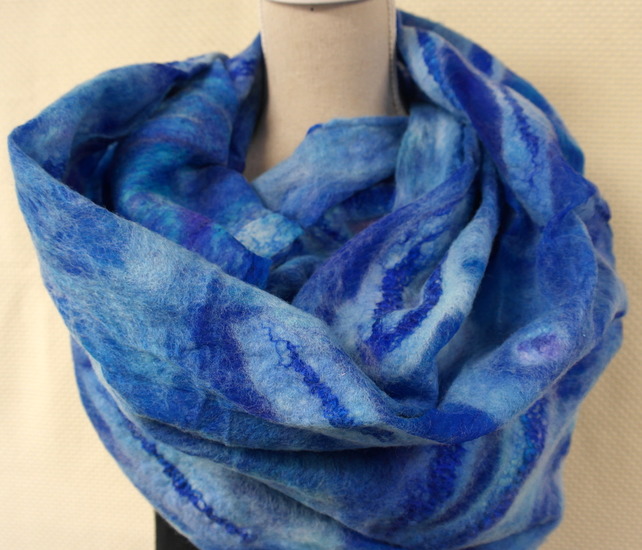 Grote blauwe sjaal van zijde en vilt voor dames, nunofelt 21