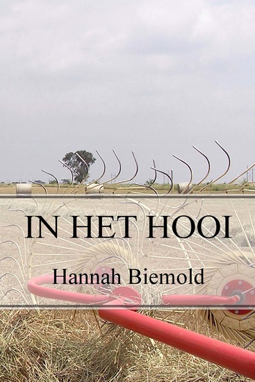In het hooi