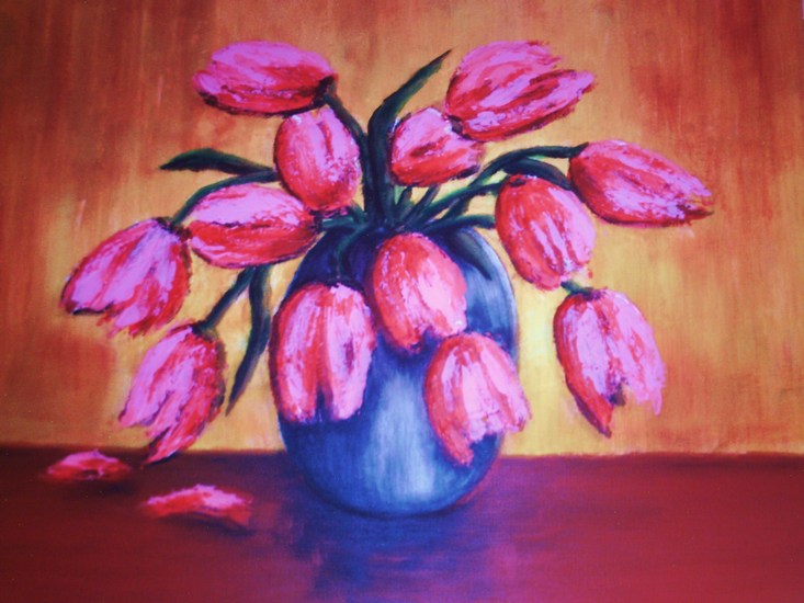 vaas met tulpen