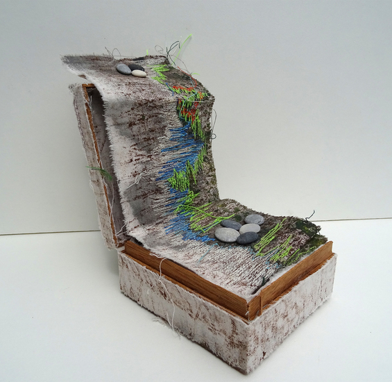 'I have moved a stone in a river on earth ' - Box