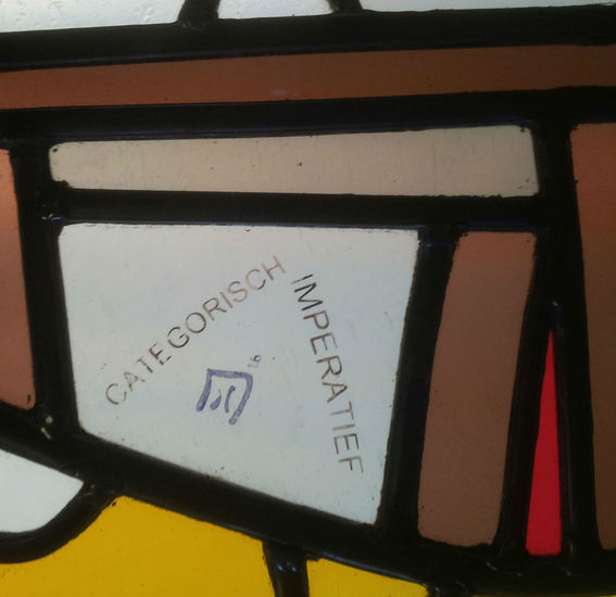 La Main Courante. Detail: CATEGORISCH IMPERATIEF
