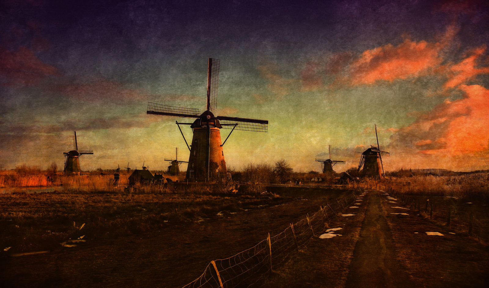 KINDERDIJK. WARM WINTER EVENING