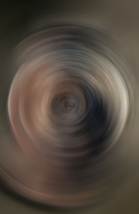 Fotografische beeldende kunstwerken met de mens en zijn vervoermiddel. Een auto of motor. De vrijheid van een motor. De trost van een auto. En het werk wat je er aan hebben kan.
Elk werk is exclusief. Wat wil zeggen dat de oplage 1 is en u bij aankoop de enige bent met dit werk.