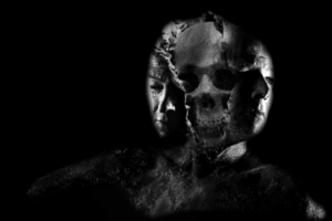 Fotografische beeldende kunstwerken over SM & BDSM. Wat ervaren deze mensen en wat bezielt ze? Veel meningen over dit thema, maar zijn deze rechtvaardig? Ervaar de macht, het spel, de vernedering in deze werken. Ondanks dat de maatschappij vaak vol zit met oordelen zijn deze werken gemaakt zonder steeds maar te oordelen en de mensen in hun waarde te laten. Wat een oprecht beeld geeft wat deze mensen beleven en waarom ze gewoon zichzelf zijn of juist niet zijn!
Elk werk is exclusief.