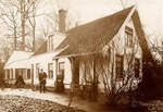 Het tuinmanshuisje op de Geverstraat in Oegstgeest, is beroemd in de geschiedenis van Oegstgeest. Het staat bekend als het tuinmanshuisje van Endegeest. Mijn overgroot-ouders Thiel hebben daar een groot deel van hun leven gewoond. Mijn overgroot-vader was geen tuinman maar hoofd-kleermaker bij Endegeest.