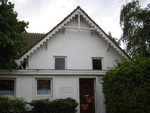 De Gevers-Deutzschool in de Deutzstraat in Oegstgeest. Het gebouw is in gebruik als peuterspeelzaal.