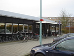 De oude situatie van winkelcentrum Lange Voort - Irislaan. Zoals o.a de noodwinkels.