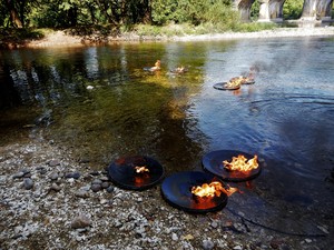 De stilte vertelt-The silence tells Le silence raconte-El silencio dice Landart project with Hetty de Boer-Blonk. In the Dordogne France, where Reinharda lives. August 2018.