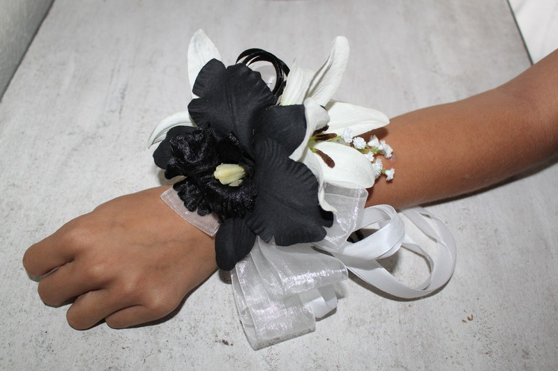 Polscorsage Black Orchid