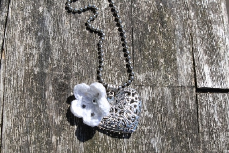 Ketting hartje bloem