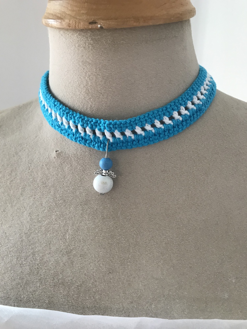 Choker Elena