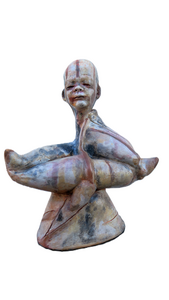 Het digitaal tijdperk slaat mijn keramiek niet over. Alles wordt herleid tot een nul en een één. Dit binair stelsel leidt tot haar naam een samenstelling van bi van binair en morph: 'Bimorph'