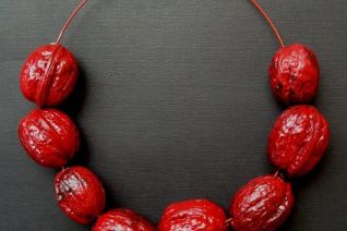 07. Walnuts Red 07. Walnuts Red