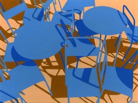 Blauwe stoelen met ronde tafels Blauwe stoelen met ronde tafels