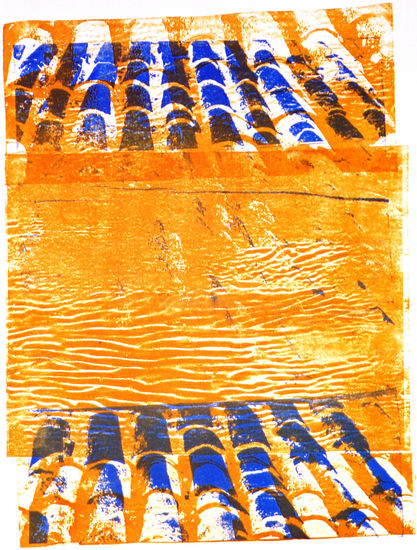 Dakpannen: okergele structuur met blauwe dakpan-vormen - grafiek in kleur; monotype