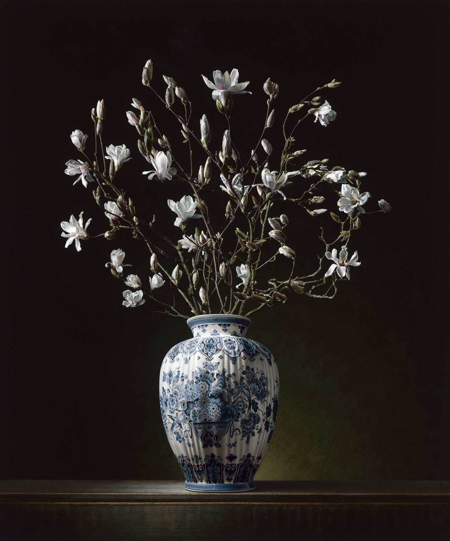 Bloemstilleven met Grote vaas (van Royal Delft)
