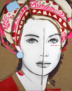 Portrait of a Woman inspired by the Delft Red Porcelain
Painted portrait abstracted Tho three dimensional by using recycling paper.
Each work is framed in a plexiglass display cabinet.