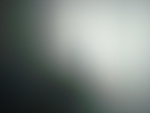 Ik neem telkens een foto van hetzelfde materiaal(aluminium). Dit materiaal kan in feite niet objectief worden gefotografeerd, gezien de glanzende textuur van het materiaal. Elke foto levert dus een subjectief beeld van dit voorwerp op. Het object zelf wordt eveneens gepresenteerd als fotobeeld.