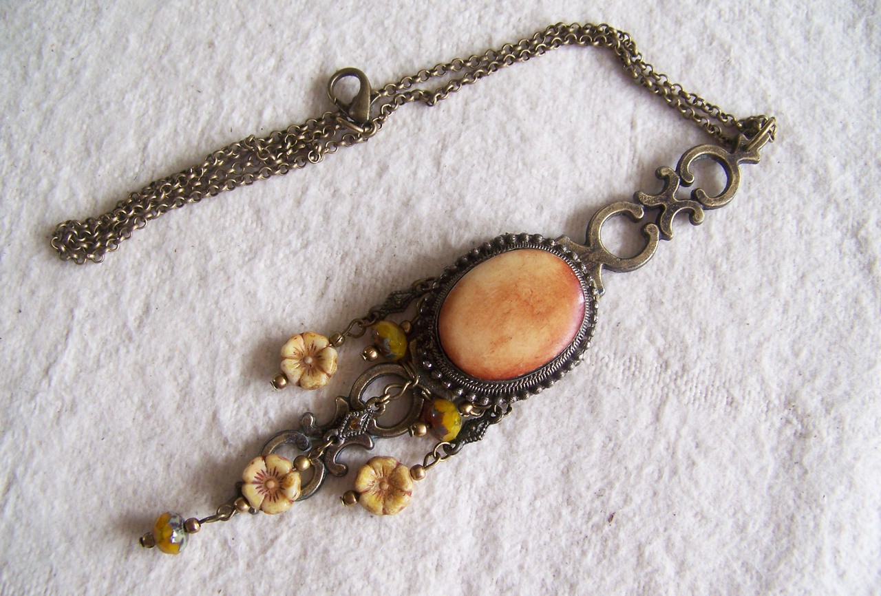 rustiek sieraad met ornament
