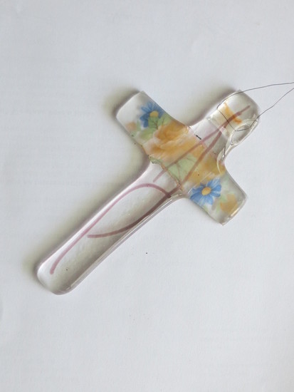 Kruisje no 5 Blank glas met bloemen