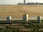 Geschilderde olievatten voor de thema expositie ART BARREL in Middelkerke. De olievatten worden geveild op 23 november 2014 ten voordeele van Natuurpunt. De expositie is georganiseerd door Kunstcollectief Banaan. Voor gedetaillerde informatie klick op het knopje