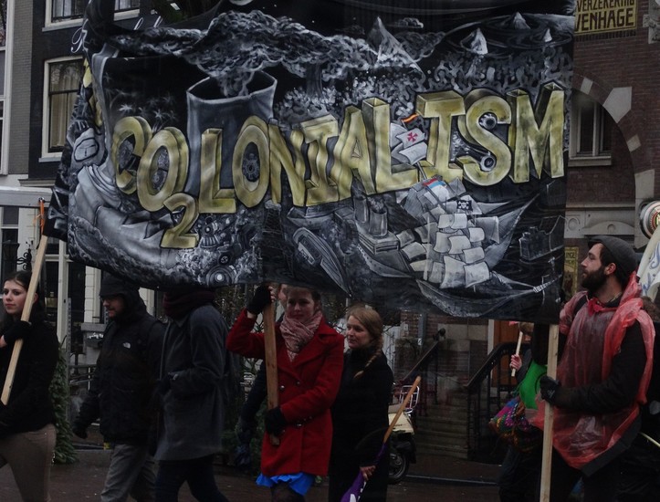 CO2(co)lonialism