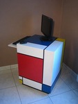 Eigen ontwerp en uitvoering. Massief hout, plaatmateriaal, arduin, marmer, graniet, andere steensoorten.