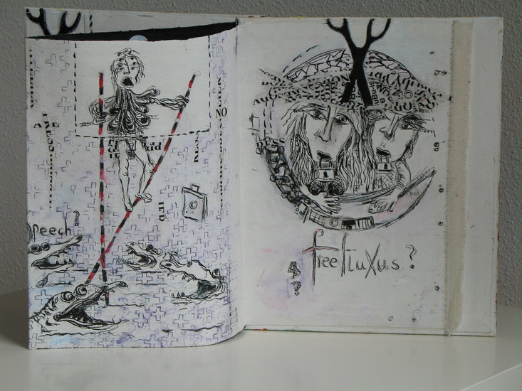 Fluxus Book Censored - Binnen