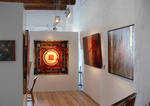 Diverse kunstwerken zijn hier tentoongesteld voor het publiek. Adres: Gallery Mahof Walstraat 86 7411 GP Deventer Tel: +31654703656 Various works of art are exhibited to the public. Address: Gallery Mahof Walstraat 86 7411 GP Deventer (Netherlands) Tel: +31570619255