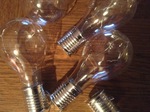 Op het schildersdoek heb ik verschillende materialen gebruikt of in verwerkt zelfs tot aan elektronica aan toe!