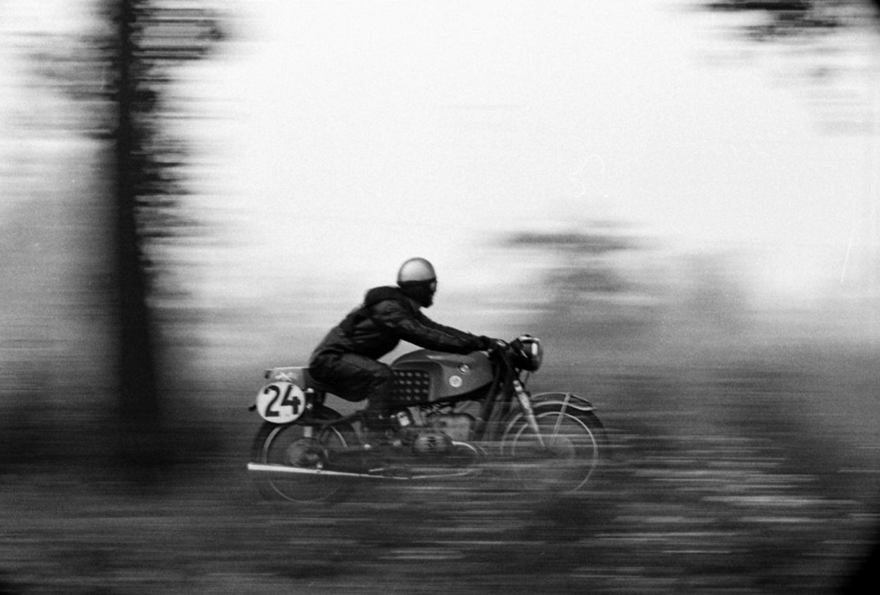 Motorracer 24uurs van Oss