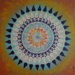 Een mandala brengt aarde en kosmos samen via een samenspel van lijn, vorm en kleur. Een mandala is als het ware een blauwdruk van de oneindigheid van het bestaan. Energie wordt in beeld gebracht.