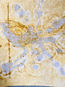 de schoonheid van de imperfectie kleine werkjes op 300 gr. aquarelpapier paraffine, as, pigment 20 x 20