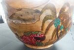 MOOIE TROPISCHE HOUTEN FRUITSCHALEN BESCHILDERD MET TROPISCHE TAFERELEN OM BIJ WEG TE DROMEN.