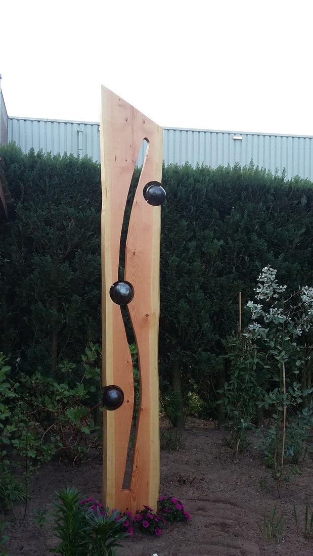 Three Balls in Douglas