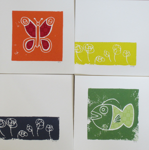 Hier vind je kleine kunstwerkjes, mooie kaarten en boekjes voor kleine prijzen. Tijdens de Corona crisis staat de Cultuur sector onder druk en hebben een aantal Cultuur makers de handen ineen geslagen om de sector vooruit te helpen. Iedere cultuur maker die hier aan deelneemt belooft 10% van zijn verkochte werk te besteden bij een andere cultuur maker. Speciaal hiervoor heb ik werk met kleine prijzen op mijn site gezet. Ook ik koop voor 10% van mijn verkopen werk van anderen.