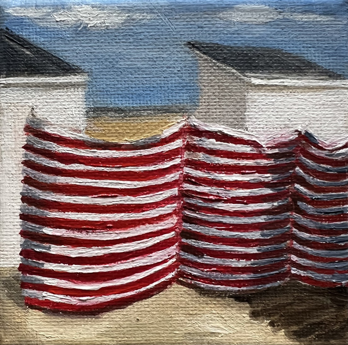 Rood wit gestreept en blauwe lucht